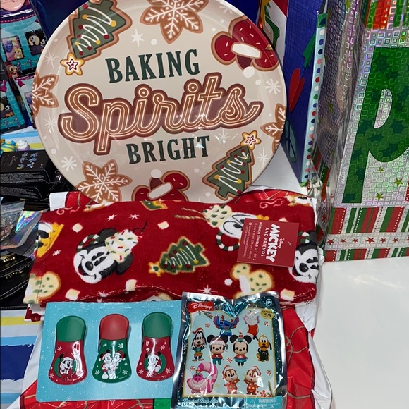 Disney Other - Disney Holiday Baking Spirits Bright Plate, hand towels and more